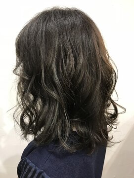 アリウス(ALIUS by posh) 【ALIUS 池袋 小川真一】ミディアムグリーンベージュ