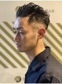 大人のサイドパートスタイル
