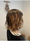 インナーカラー大人かわいいアレンジボブウェーブミディアム