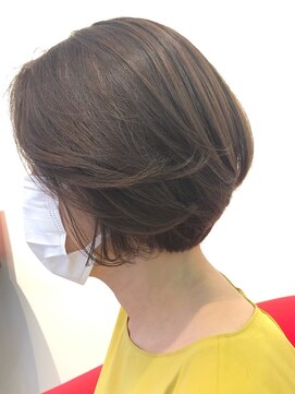 ルグランシャトー(Le grand chateau) 上品♪大人ハイライト♪ 大人ショートボブ♪