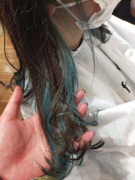 フレンズ 山鼻店(friend's) エメラルド