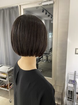 カウチ(kauti) ぱつっとボブ