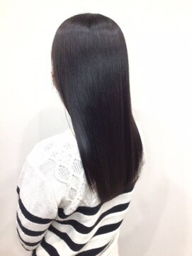 アリエス美容室南富山店 【Ａｒｉｅｓ南富山/富山市】憧れツヤやかストレート♪