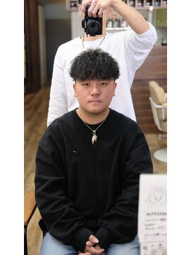 ハイドゥンシーク(HiDE&SEEK) ツイストパーマ