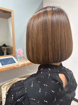 ウノ ア ウノ(uno a uno) つるんとボブ