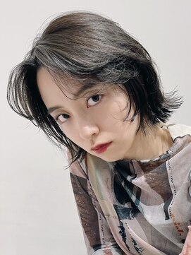 ノイ(noi) 顔周りレイヤーカットくびれヘアミルクティーベージュカラー