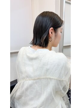 イオエ(ioe) 前髪/アンブレラカラー/こなれミディ/イメチェン/ウェーブパーマ