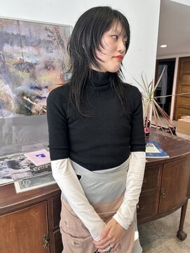 ヘアーアイストゥーレ(HAIR ICI TRE) ウルフカット レイヤー 担当渡邉桜桃