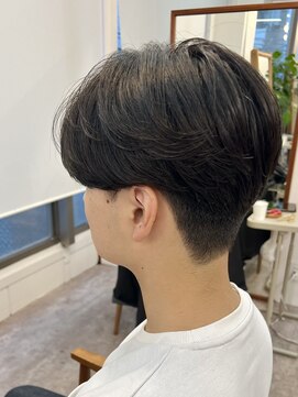 ファルベ(Farbe) ニュアンスパーマ/センターパート/ベリーショート/アッシュ