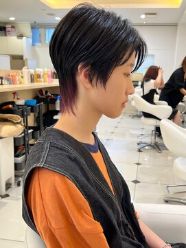 ヴィーヴォ 深江橋店(VIVO) 【 VIVO】メンズライクなショートウルフ 襟足インナーカラー