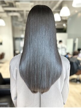 イルファ セイユウ 上野芝店(ehl:fa SEIYU) サラサラロングスタイル