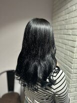 リーオオサカ(Lee Osaka) 艶髪×ブルーブラック/かれん