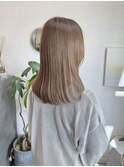 透明感ベージュ