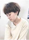 マッシュショート/丸みショートスタイル/暗髪