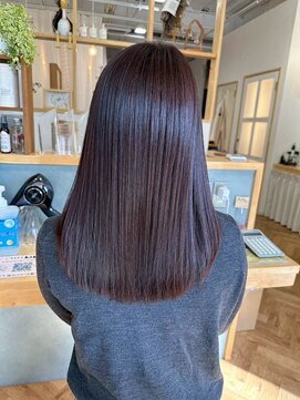 メルク ユニ(merc.uni) 縮毛矯正/髪質改善/ストレートロング/艶髪/つや感/フェミニン