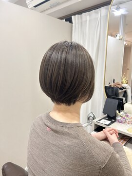 カミノワ(kaminowa) 白髪率30%おすすめヘア 神戸/三宮/元町/脱白髪染め/白髪ぼかし/