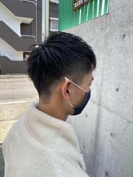 ヘアーメイク ヴァンセット HAIR & MAKE VINGT-SEPT ベリーショート