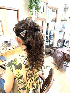 ロカット サロン(Roquat Salon) ロングポニーアレンジ【TOKIO/立川/浴衣/立川/国分寺/立川】