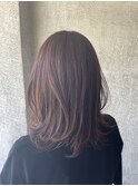 ほんのりピンクベージュ