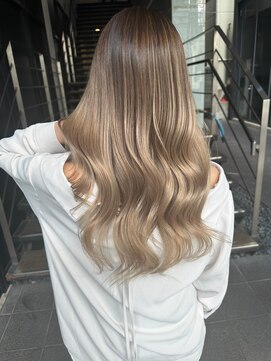 ロンド レア 天神大名店(Lond Le’a) ミルクティーベージュダブルカラーインナーカラーケアブリーチ