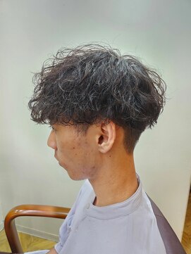 レボルトヘアー(R EVOLUT hair) 【高田龍馬】　波巻きパーマ/メンズパーマ/マッシュパーマ