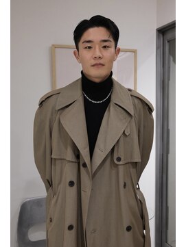 マレ(MARAIS) スタイリッシュなメンズショート