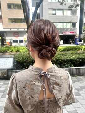 アスピリーフ(ASPILEAF) 一番人気！シニョンスタイル