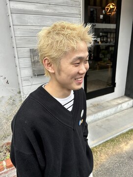 チャプター 問屋町(chapter) スパイキーショートブロンドベージュケアブリーチダブルカラー