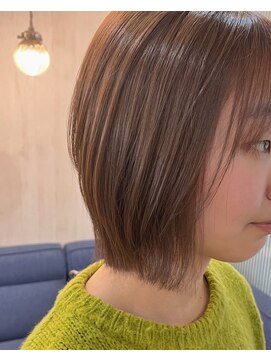 ジェミニバイサロンドミヨシ(Gemini. by salon de Miyoshi) ベージュカラー