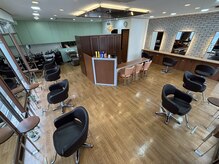 アッシュヘアー(ASH HAIR)の雰囲気(アットホームで落ち着いた雰囲気の店内)