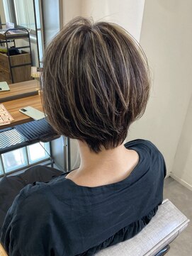 カルゥグラッシー(KALOU glassi) ショートボブ×コントラストハイライト☆【中村隆寛】
