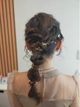 【南森町】デートやコンサート、ブライダルのヘアも★大切な日が終わるまで崩れないヘアアレンジ◎