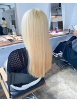 ニュート(Neut )&nbsp;ケアブリーチ抜きっぱなしホワイトブロンド/ハイトーンカラー