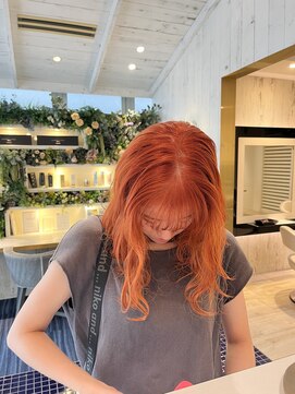 スノッブ ビア ビーチ(Snob VIA Beach) オレンジカラー