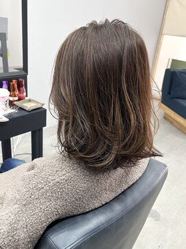 チーク(CHiiK) ベージュ