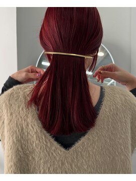 カシェル(cashel) 深みのある鮮やかな赤！