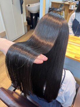 アン ブリーチ(UN BLEACH) 【髪質改善】エアンストリートメント