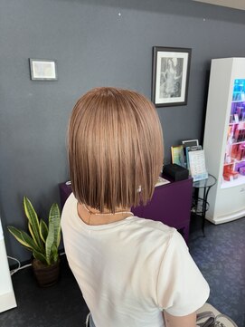 アイズ 渋沢(AIZU) ミルクティーベージュ