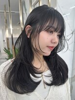 エトワール(ETOILE)&nbsp;レイヤーカット/ミディアム/韓国風顔周りカット/暗髪