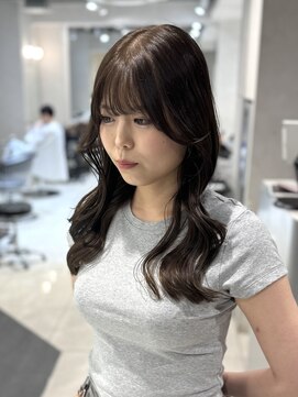 ユーフォリア 池袋東口駅前店(Euphoria) 20代30代韓国風レイヤーカット×暖色カラー◎艶髪トリートメント