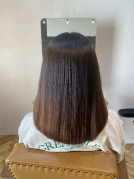 リプク(Rip-Ku18) 【箕面】風になびく軽やかさ！柔らかな質感のエアリーロングボブ