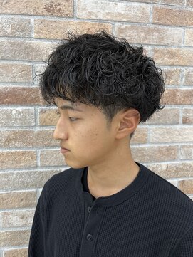 シャドウパーマ