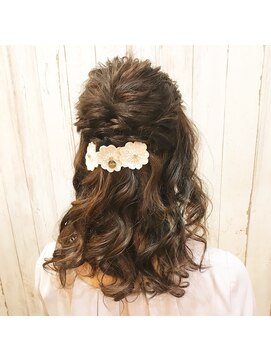 ヘアーアトリエ アンル(hair atelier anle) ハーフアップ