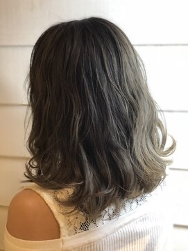 アレクサンドルオブカラーズカナザワ(ALEXANDRE OF COLORS KANAZAWA) 【ダブルブリーチオンカラー】【グレージュ】