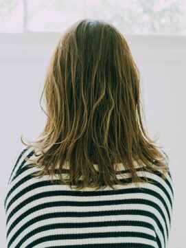 ディンプル 越谷駅前(DiMPlE) 無造作ミディアムレイヤー