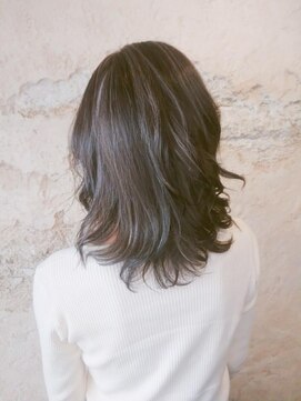 フロール 上大岡(Flor) 【Flor_上大岡】*くびれミディ+ミルキーアッシュ*