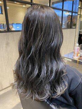 アトリウム (ATRIUM beauty life) 【西野】ハイライトグレージュカラー