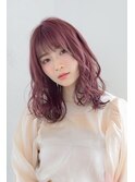 大人かわいい小顔外ハネくびれミディ