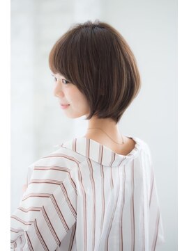 ジョエミバイアンアミ(joemi by Un ami) joemi新宿　大人かわいい　丸みのあるショートボブ　 花野