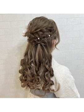マカリィ 品川店(Makalii) 髪リボンハーフアップ